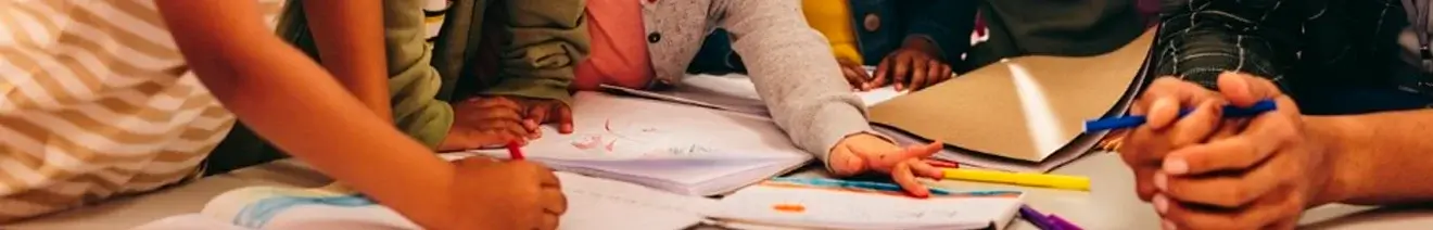 Curso de Fundamentos en Pedagogía Infantil: Teoría y Práctica Educativa